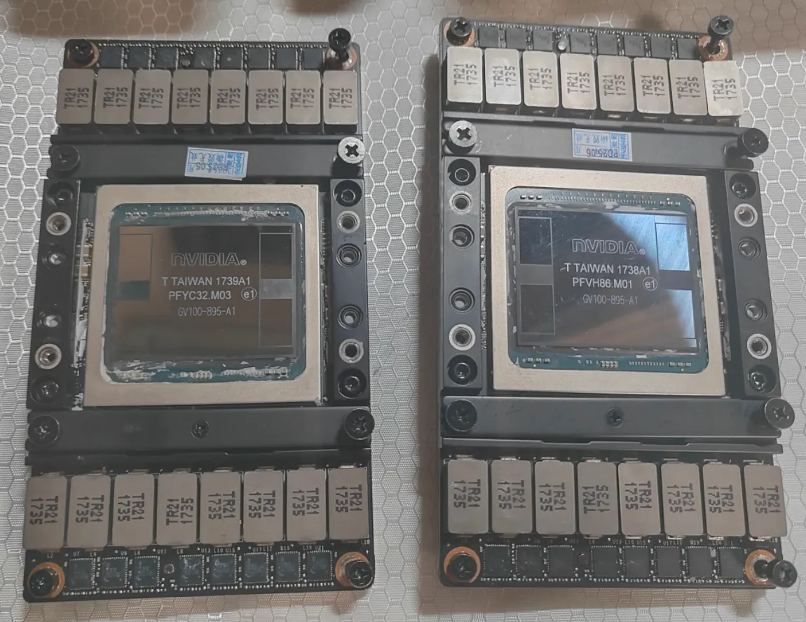/llm/dual-v100-local-llm/static/giant-gpu-local-llm-07.webp